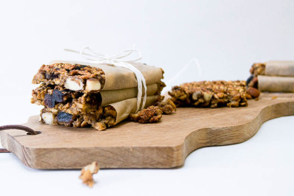 Ricemilkmaid-Blog-Vegan-Rezept-Proteinriegel-Sojaschnetzel-4 Vegane Proteinriegel aus Sojaschnetzel und Cranberries. Hast du Sojafleisch schon mal süß gegessen? Super Idee und perfekt für nach dem Sport! | Ricemilkmaid Blog