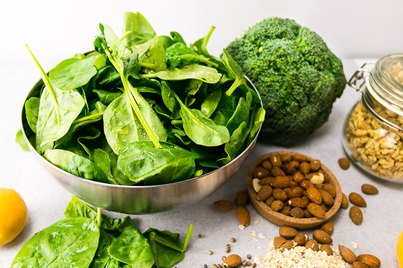 Vegane Ernährung: Welche Nährstoffe sind die wichtigsten und sollten auf keinen Fall in deiner Diät fehlen? Alles über Vitamin B12, Eisen, Jod und Co. | Ricemilkmaid Blog