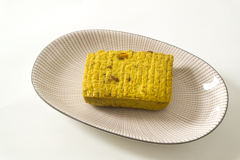 Finde hier den absoluten Tofu-Guide "Tofu zubereiten". Lerne die verschiedenen Tofusorten kennen und erfahre, wie man Naturtofu backt, paniert oder brät. Klicke dich direkt zum Beitrag oder speichere ihn für später!