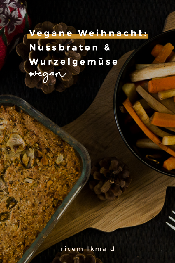Deftiger Nussbraten aus Haselnüssen, Cashews und Linsen ist das perfekte vegane Weihnachtsgericht. Dazu gibt es leckeres Wurzelgemüse mit Pastinaken. Als Nachtisch wartet ein Chia-Punsch-Puddign. Klick dich gleich zum Rezept!
